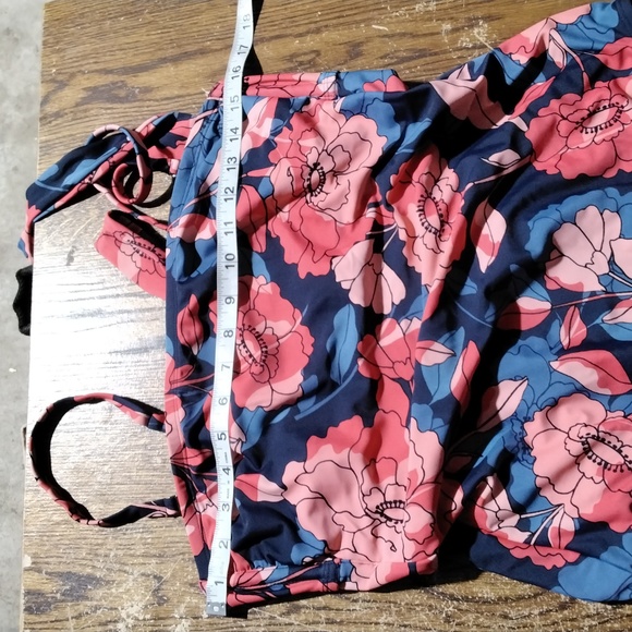 Kona Sol Floral 1 Piece Bathing Suit w/Tie Back and Adjustable Straps Size L - Picture 16 of 16